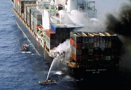 containership-on-fire